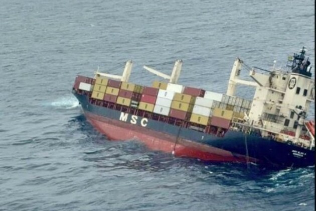 Sarbananda Sonowal reviews situation that arose from sunken ship off Kerala coast