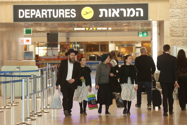 ISRAEL-BEN GURION AIRPORT-FULL ACTIVITY