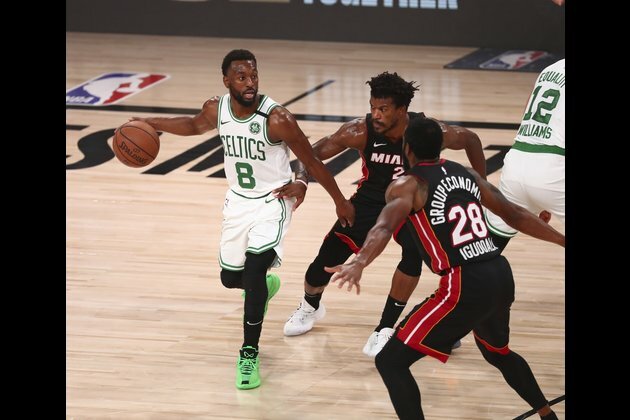Knee to keep Celtics' Walker out until January