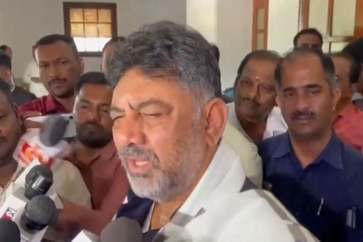 'No CM change talks took place during Rahul meeting': DK Shivakumar