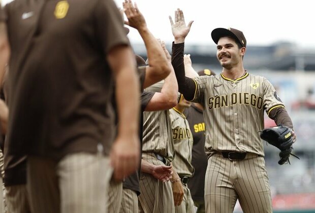 Red-hot Dylan Cease aims to pitch Padres past Pirates