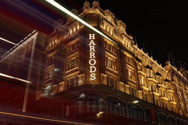 Economic Watch: Britain's inflation rate eases in November, but recovery concerns persist