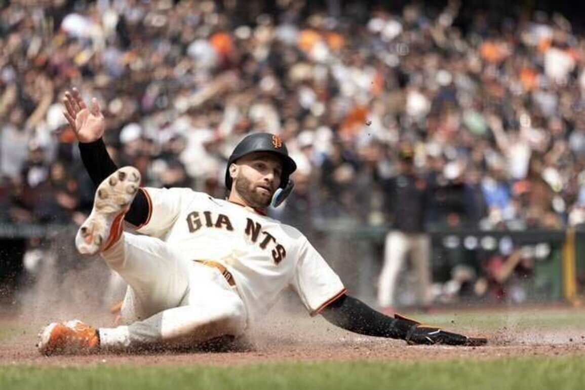 Casey Schmitt powers Giants' comeback win over Marlins