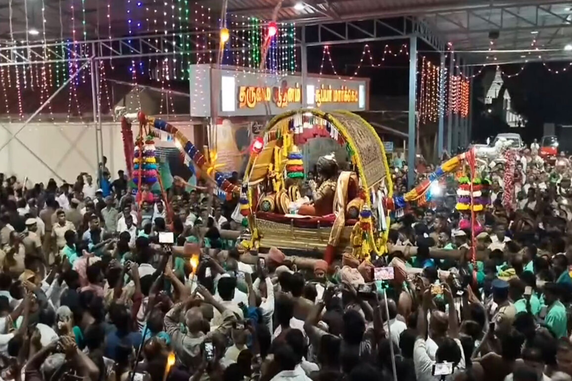 Grand 'Pattina Pravesam' procession marks culmination of Dharmapuram Adheenam festival in Mayiladuthurai