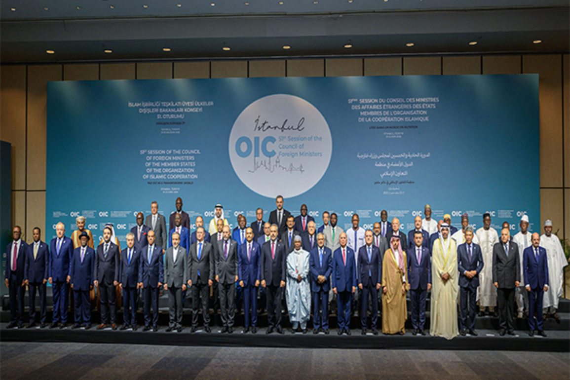 OIC Foreign Ministers begin closed-door session on Iran in Istanbul