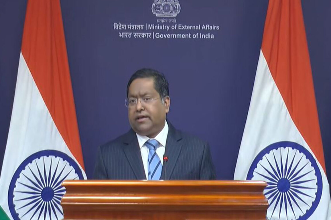 India prioritises "affordable energy" for its 1.4 billion people: MEA on US bill to levy 500% duty on nations buying Russian oil