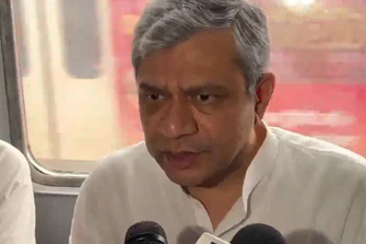 Railway minister Ashwini Vaishnaw announces 60 new-generation trains for Kolkata metro in next 4-5 years