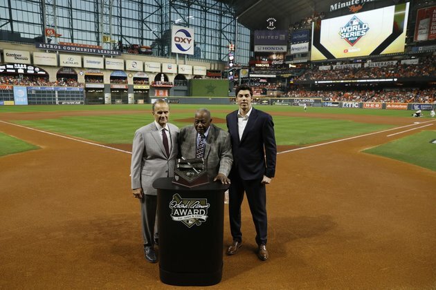 Legendary slugger Hank Aaron dies at age 86