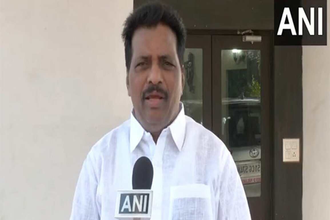 "Entire opposition is against Waqf Amendment Bill." Congress MP K Suresh
