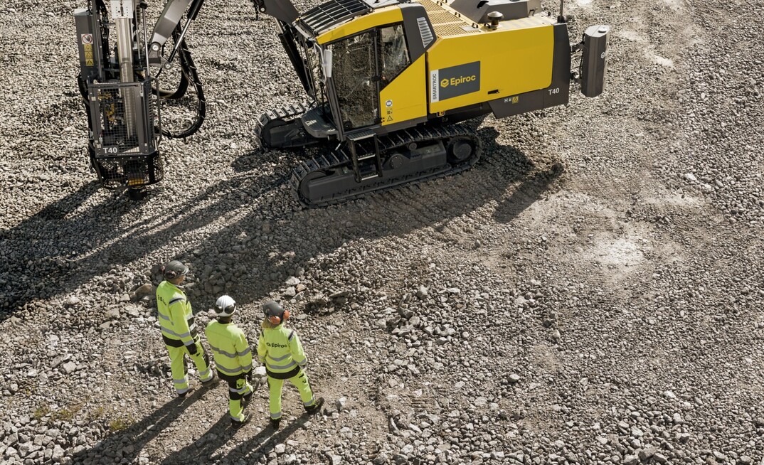 Robust mining activity, steady exploration spending and traction in automation were offset by weaker construction exposure this Q3.