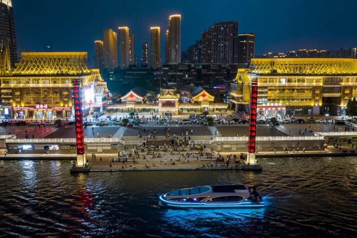 Night economy recharging urban life in coastal city