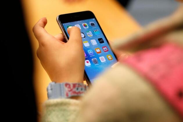 Polis veto on Senate Bill 86 will keep drug dealers on social media