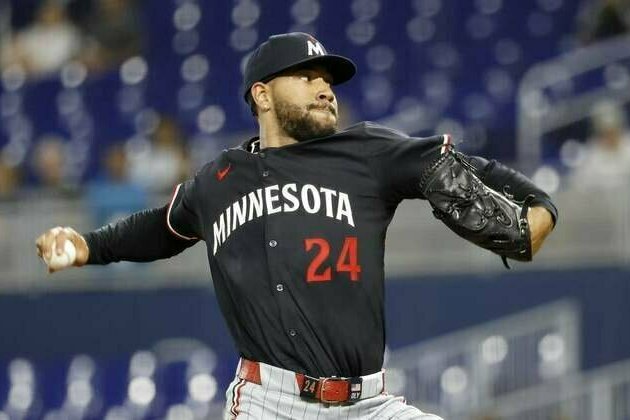 Twins eke out victory, end Marlins' 8-game win streak
