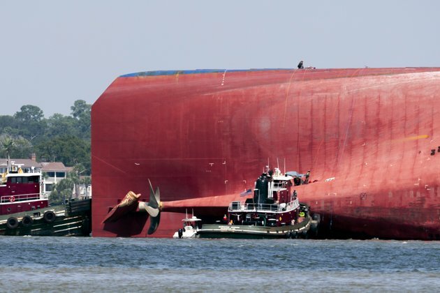 Final Crewman Pulled Alive from Capsized S. Korean Ship in Georgia