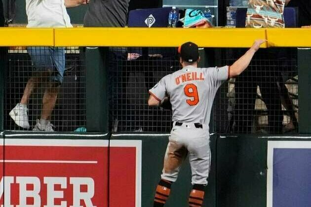 Rain delays Orioles' adjustments by a day versus Blue Jays