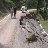 J-K: Landslide, heavy rains severely damage Kotranka-Khawas road in Rajouri