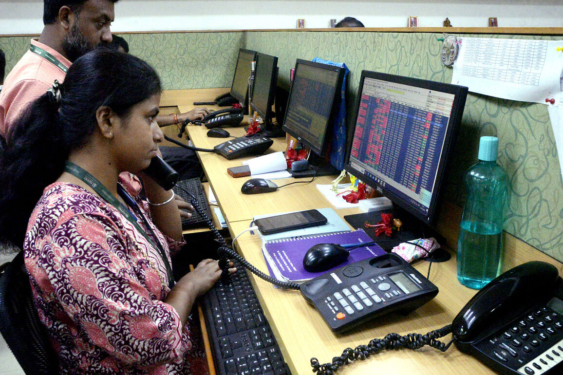 Women investors drive Rs 11.3 trillion mutual fund assets, 35% of inflows: Report