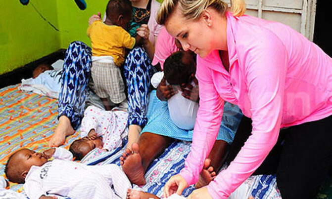 US, UK volunteers tend to Sanyu Babies US, UK volunteers tend to Sanyu Babies