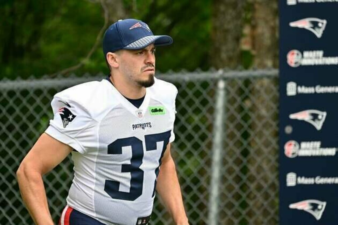 Falcons sign K John Parker Romo to practice squad