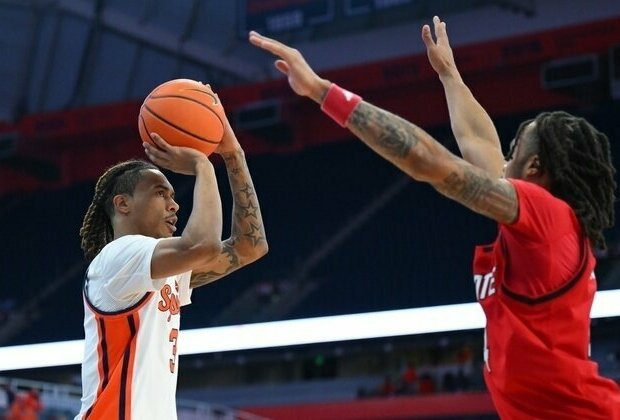 Syracuse snaps skid in 74-60 rout of NC State