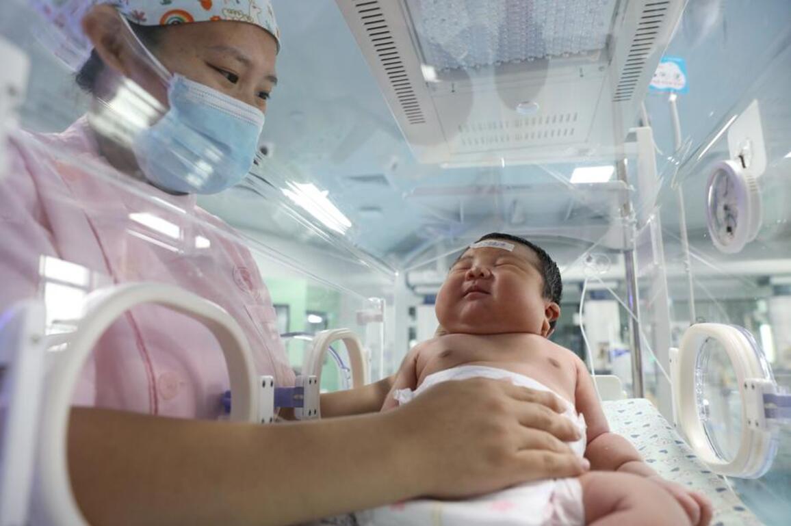 China strives to preserve hopes of motherhood