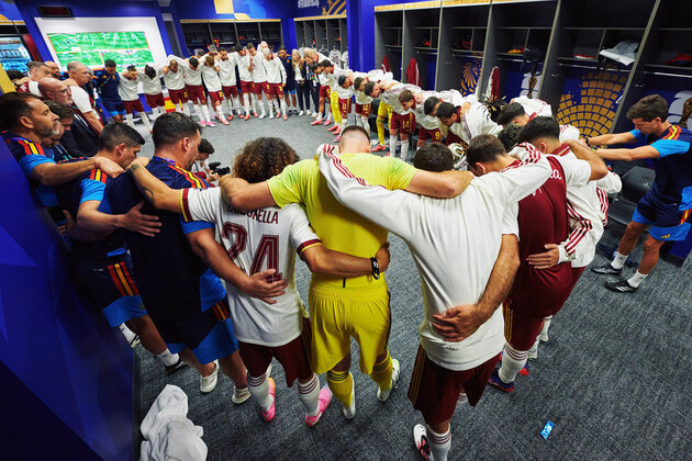 FIFA World Cup 2026: "Long live Spain" Alcaraz hails La Roja after 2-0 win over France in semifinal