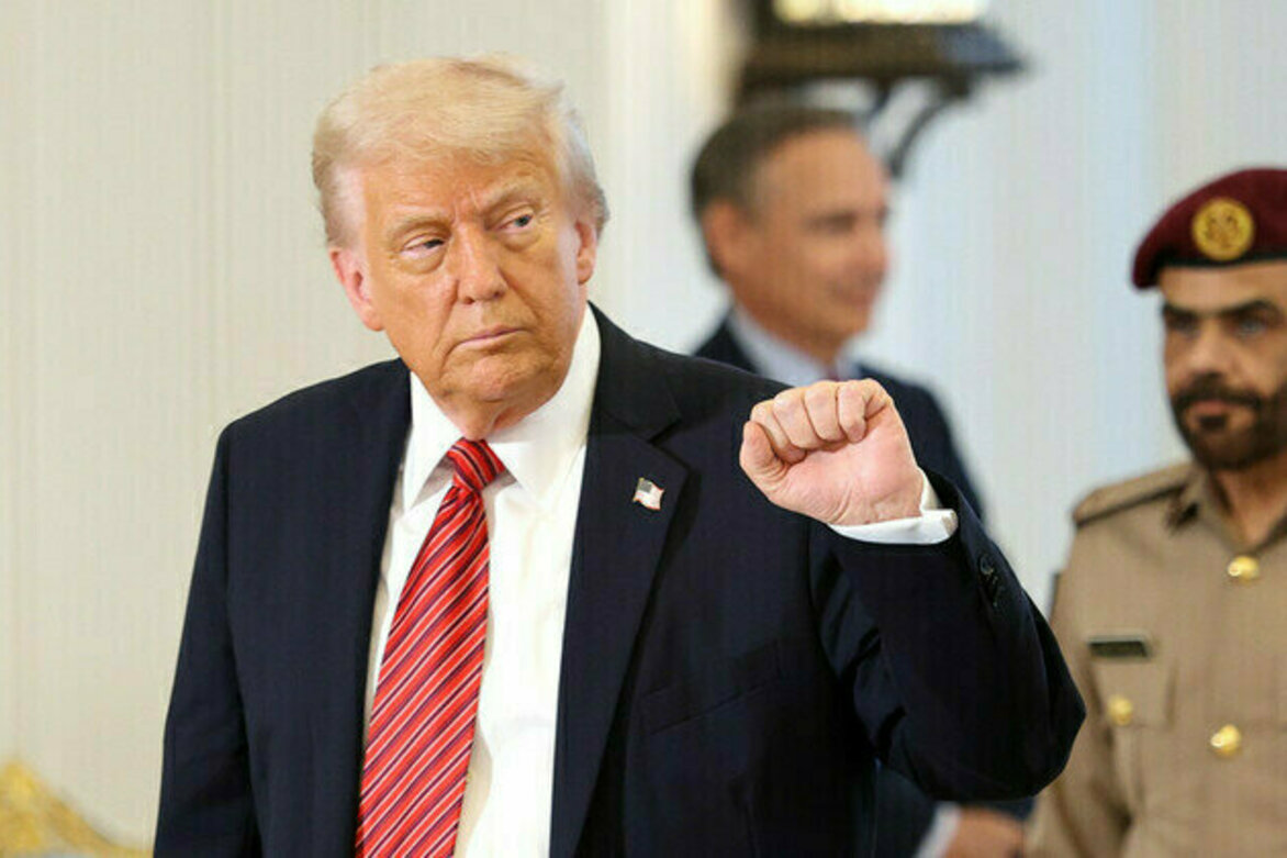 Trump threatens Russia with crushing sanctions