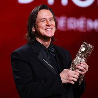 Jim Carrey recieves honorary award at Cesar Awards 2026, delievers emotional speech in French
