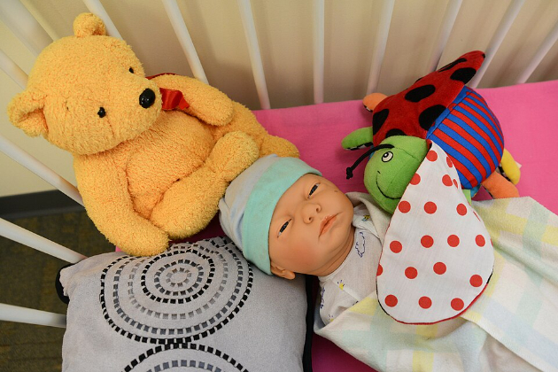 Parents in Ireland warned that baby sleep pillows can suffocate