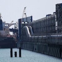 India seeking tanker to load Russian LPG  Reuters