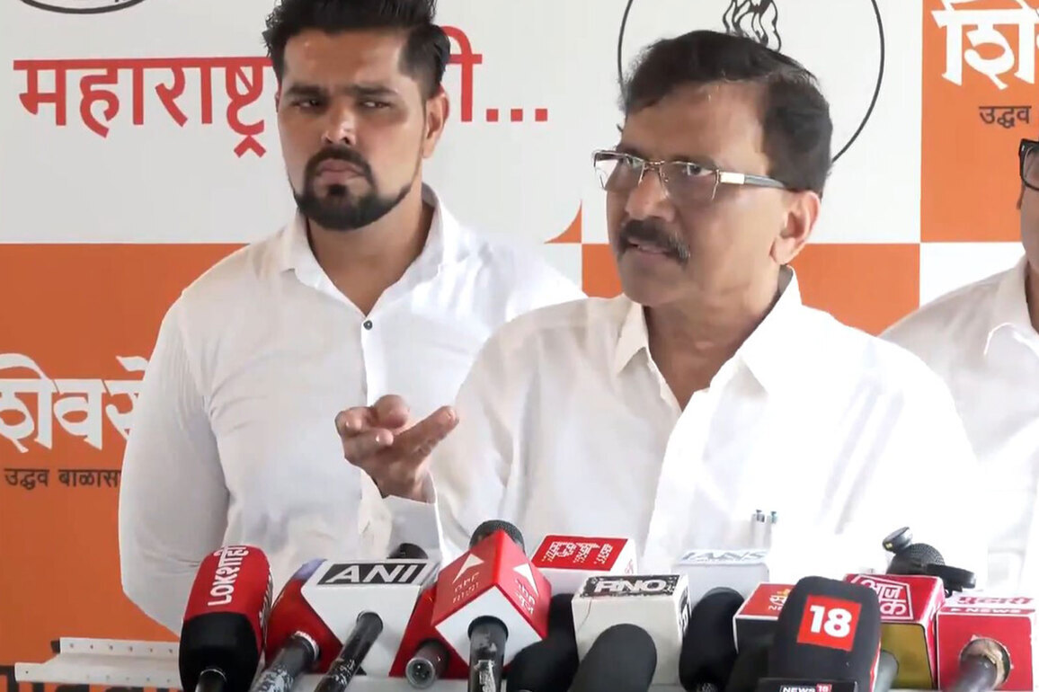 "Supporters of BJP should chant 'Jai Shri Ram' and fuel price will drop by Rs 10": Sanjay Raut slams Centre