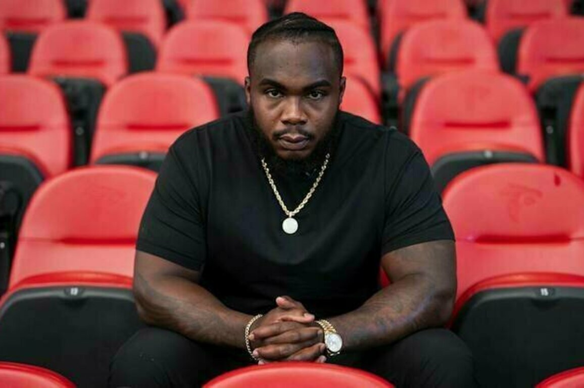 Column: Release of Grady Jarrett a harsh reminder of NFL business