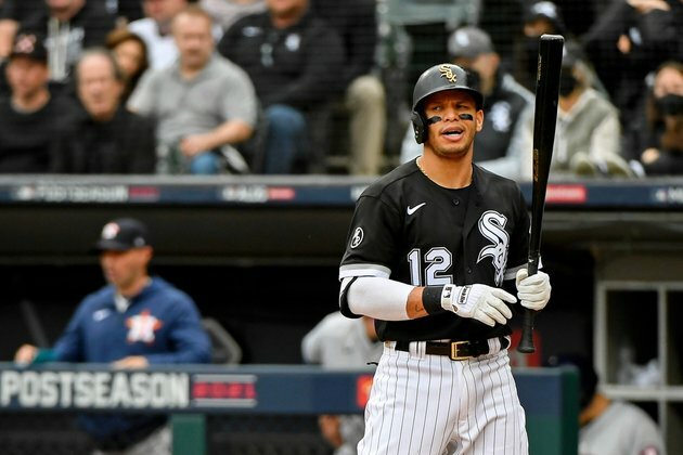 Nationals sign infielder Cesar Hernandez to a 1-year deal