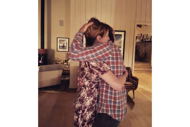 Julia Roberts celebrates husband Daniel's birthday with sweet PDA post