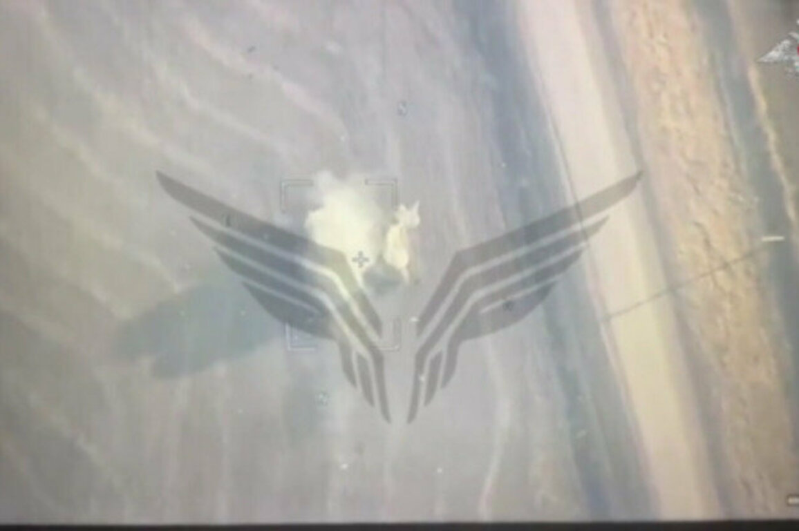 Russian drones pursue retreating Ukrainian troops (MOD VIDEO)