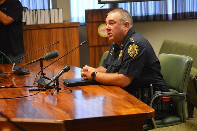 Moszkowicz loses job as Hawaii islands police chief after split vote