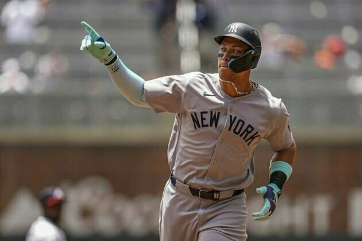 Aaron Judge has imaging on elbow, out vs. Phillies