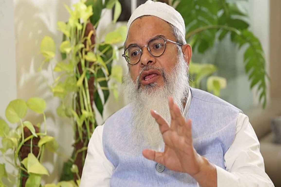 "Even PM, Opposition leaders' language standards are lowering": Mahmood Madani