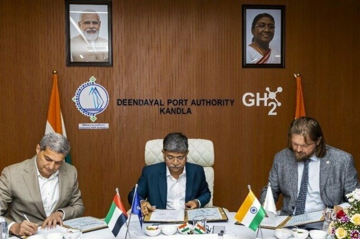DP World, Deendayal Port Authority, Nevomo sign MoU to explore autonomous magnetic rail freight movement in India