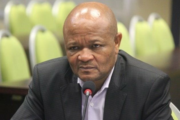 Government still committed to public service wage deal ? minister