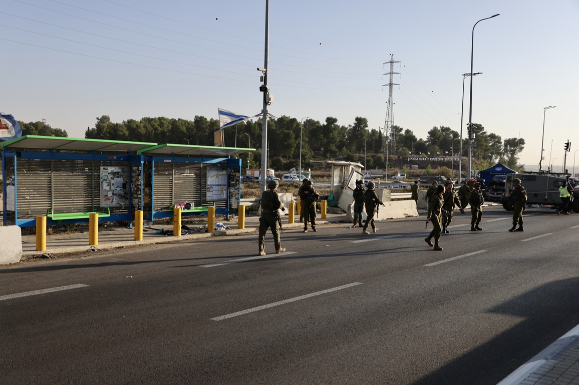 MIDEAST-WEST BANK-RAMMING-STABBING ATTACK