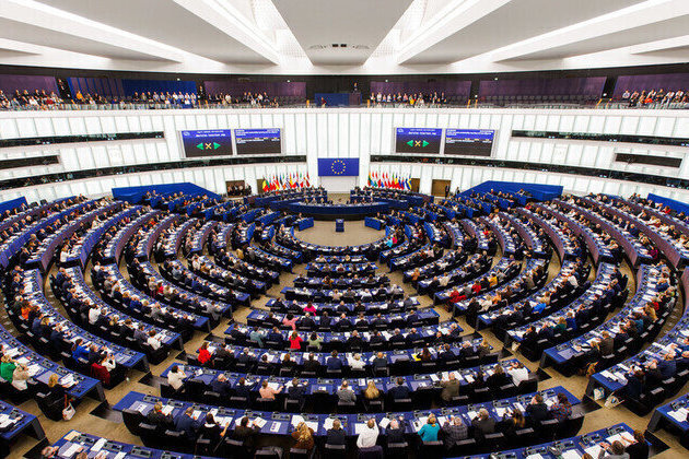 EU buries plan to steal Russian assets for Ukraine  EurActiv