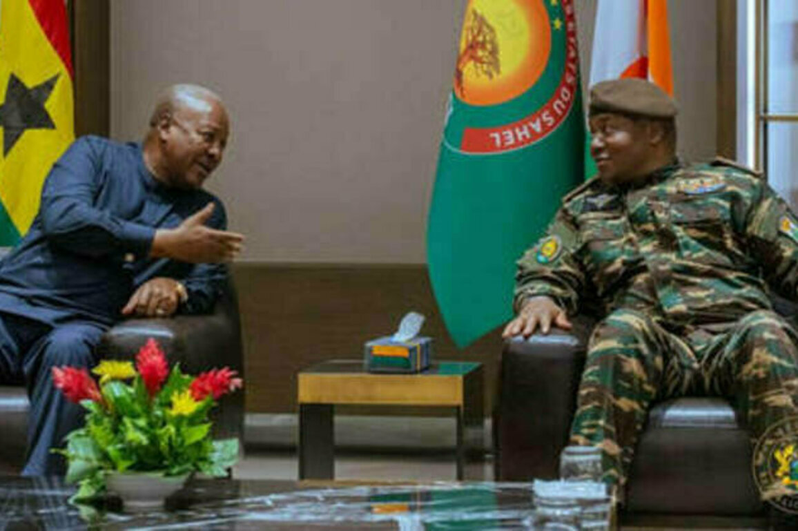Ghana attempts to restore ties between regional bloc and breakaway states