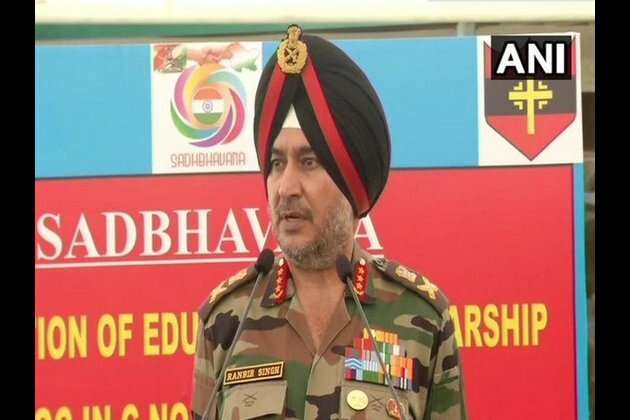 J-K: Northern Army Commander visits forward areas in Ladakh sector