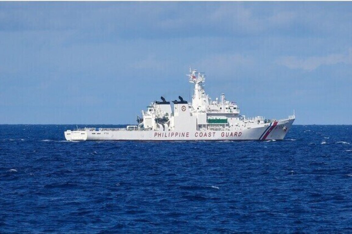 Ferry with over 350 aboard sinks in Philippines 