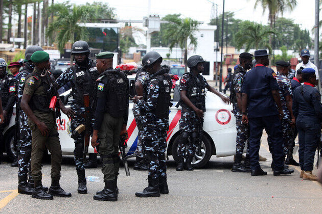 Gunmen make deadly raid on villages in Nigeria