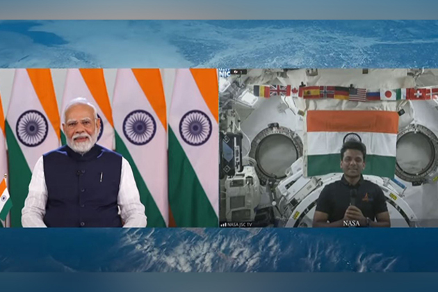 "Bharat bahut bhavya dikhta hai... our nation is moving forward at very great pace": Group Captain Shukla tells PM Modi from International Space Station