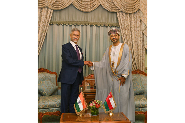 EAM expresses gratitude to Oman for helping Indian seafarers in West Asia