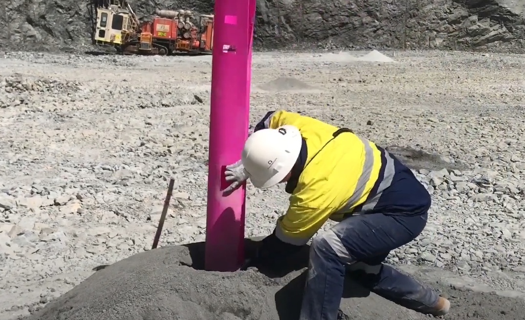 The Collar Keeper being loaded