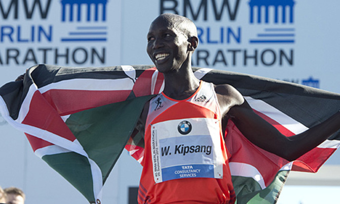 Kenya''s Kipsang breaks marathon world record Kenya''s Kipsang breaks marathon world record